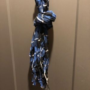Plaid blue scarf